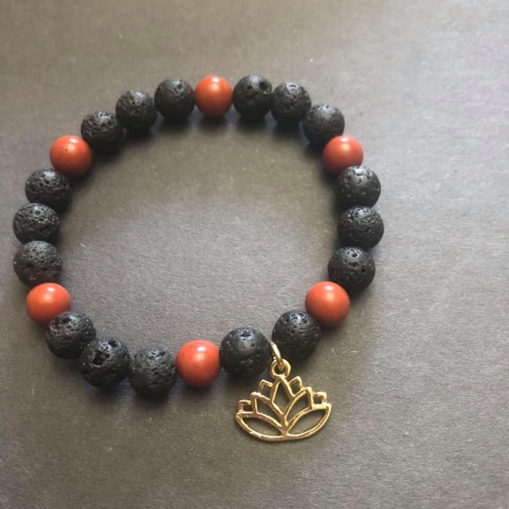 Bracelets - Picture 8 of 16